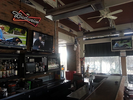 Wired Installations mounted two 60 inch LCD on brick wall over bar and mounted 7 additional LCD displays throughout outdoor patio area<br>

Brands: Sharp, LG, Vizio